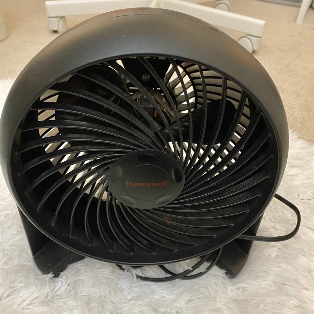 HoneyWell room fan